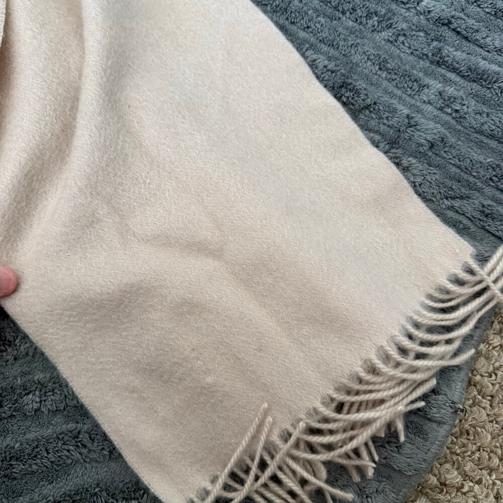 House of Bruar | Cashmere Beige Soft Casual Outdoors Winter Scarf Minimalist - Picture 7 of 7